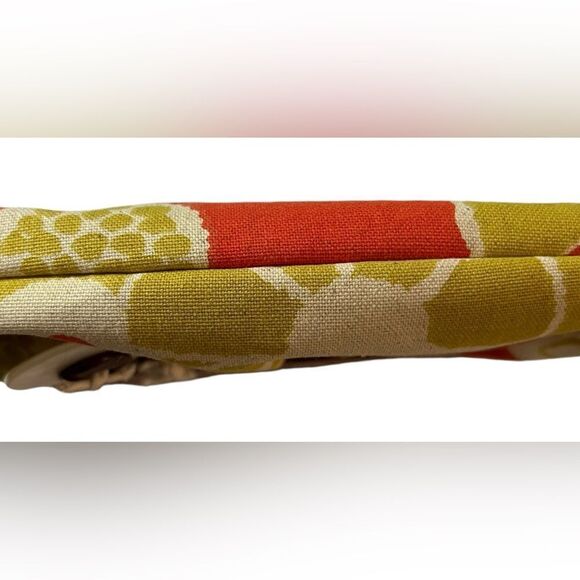 Rafe Wood Handle yellow Floral Canvas Clutch - Picture 4 of 7